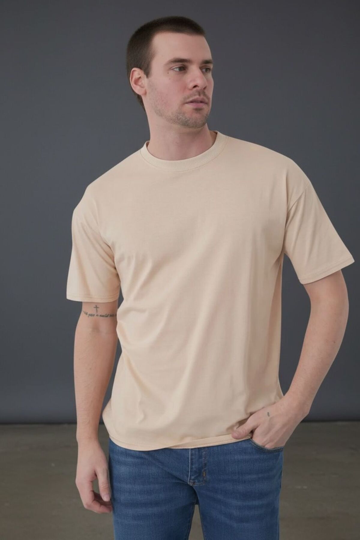 Bisiklet Yaka Unisex Basic Düz Bej T-Shirt