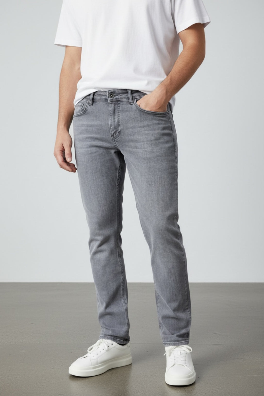 Erkek Regular Fit Likralı Jean Pantolon Gri Renk Düz Paça Rahat Kalıp Denim Kot