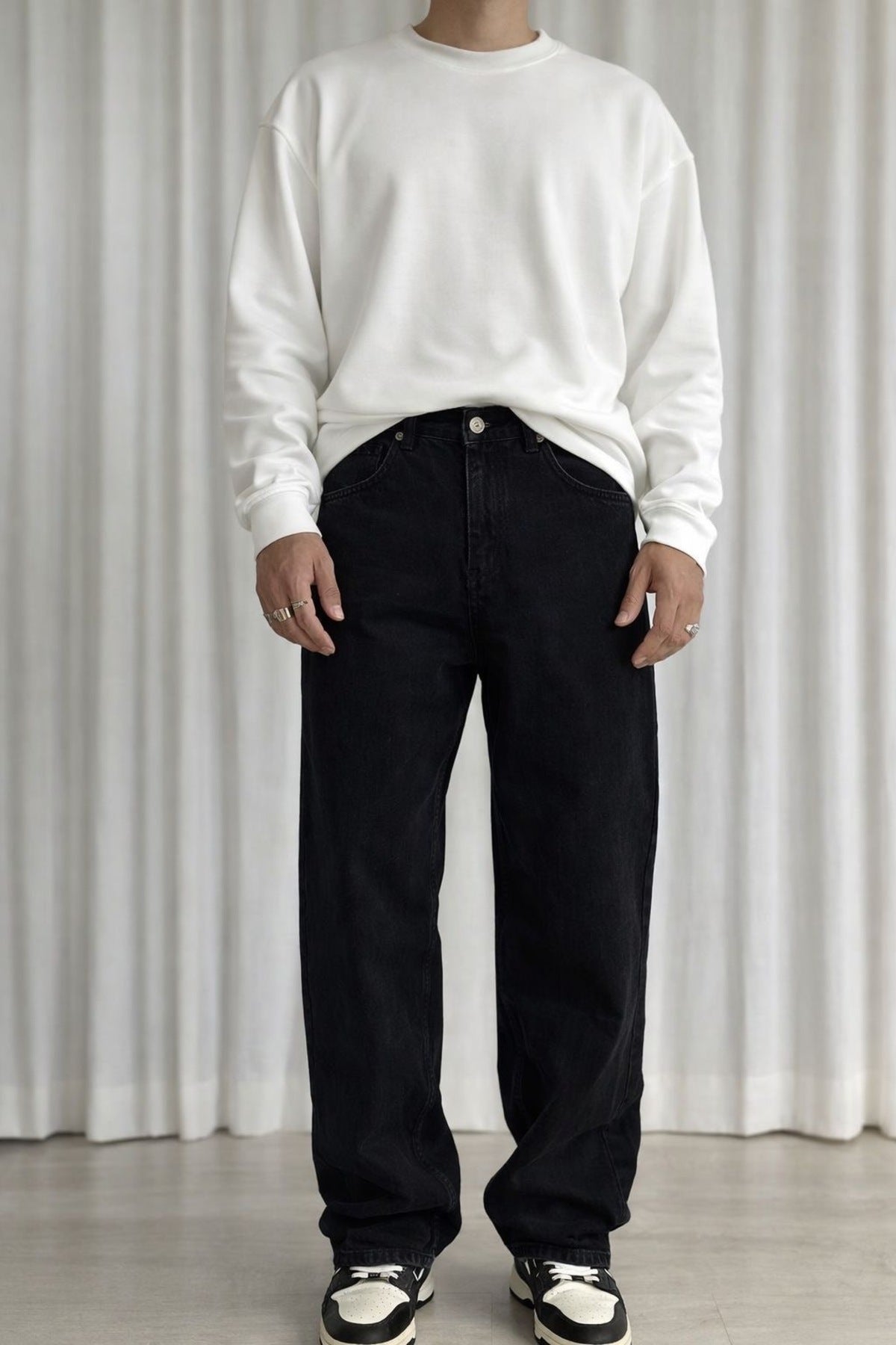 Erkek Siyah Rahat Kalıp Geniş Paça Pantolon Modern Kesim Günlük Şık Basic Denim Pantolon