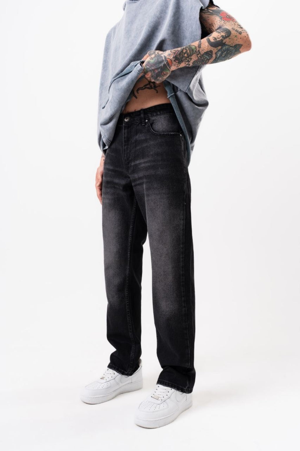Taşlama Detay Bol Kalıp Jeans