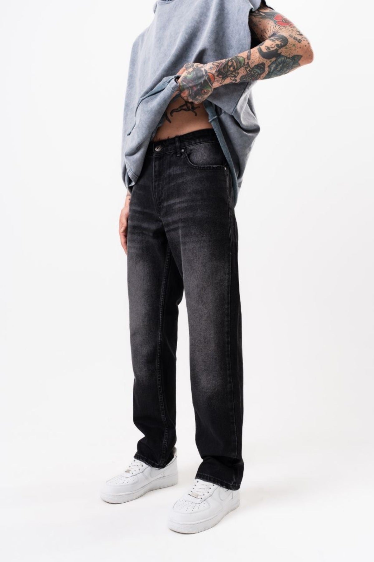 Taşlama Detay Bol Kalıp Jeans