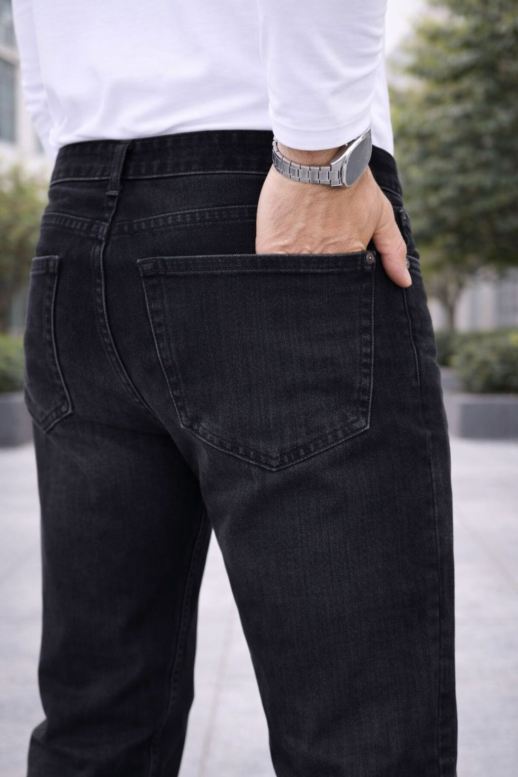 Erkek Taşlama Detay Siyah Straight Fit Düz Paça Kot Pantolon