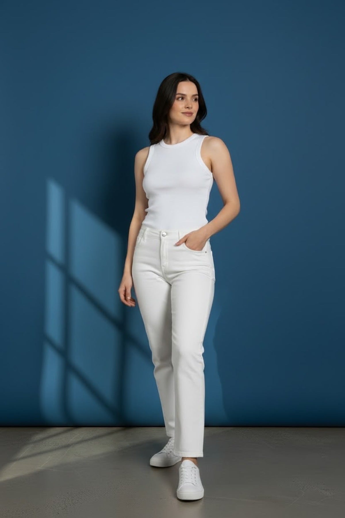 Kadın Bisiklet Yaka Fitilli Atlet Esnek Kumaş Slim Fit Basic Kolsuz Atlet