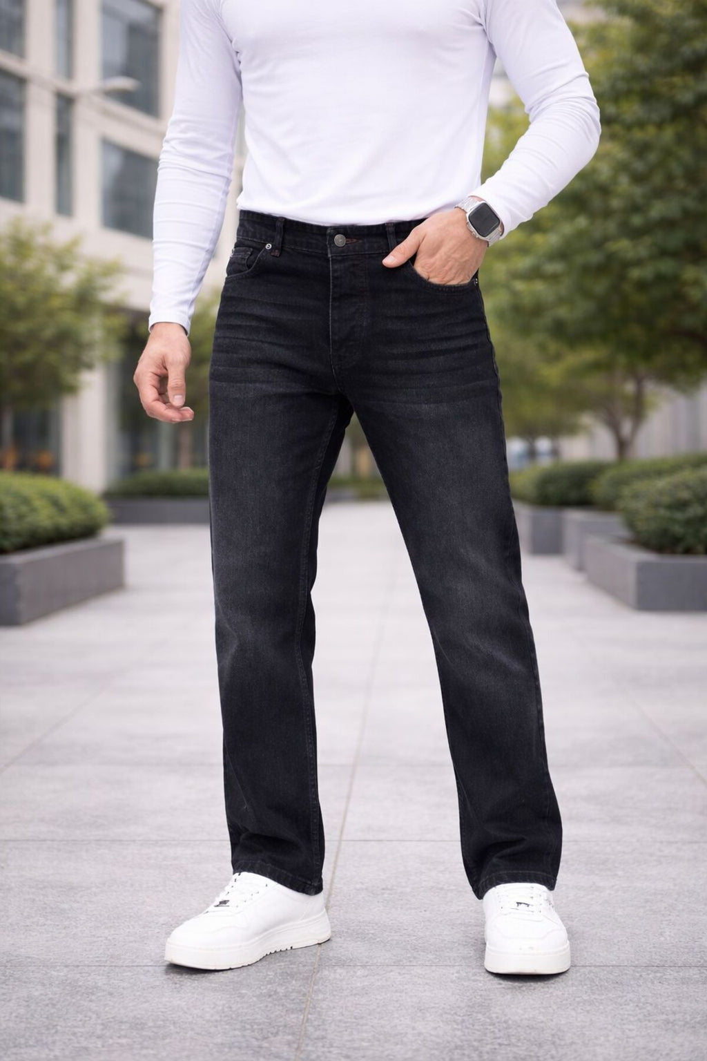 Erkek Taşlama Detay Siyah Straight Fit Düz Paça Kot Pantolon