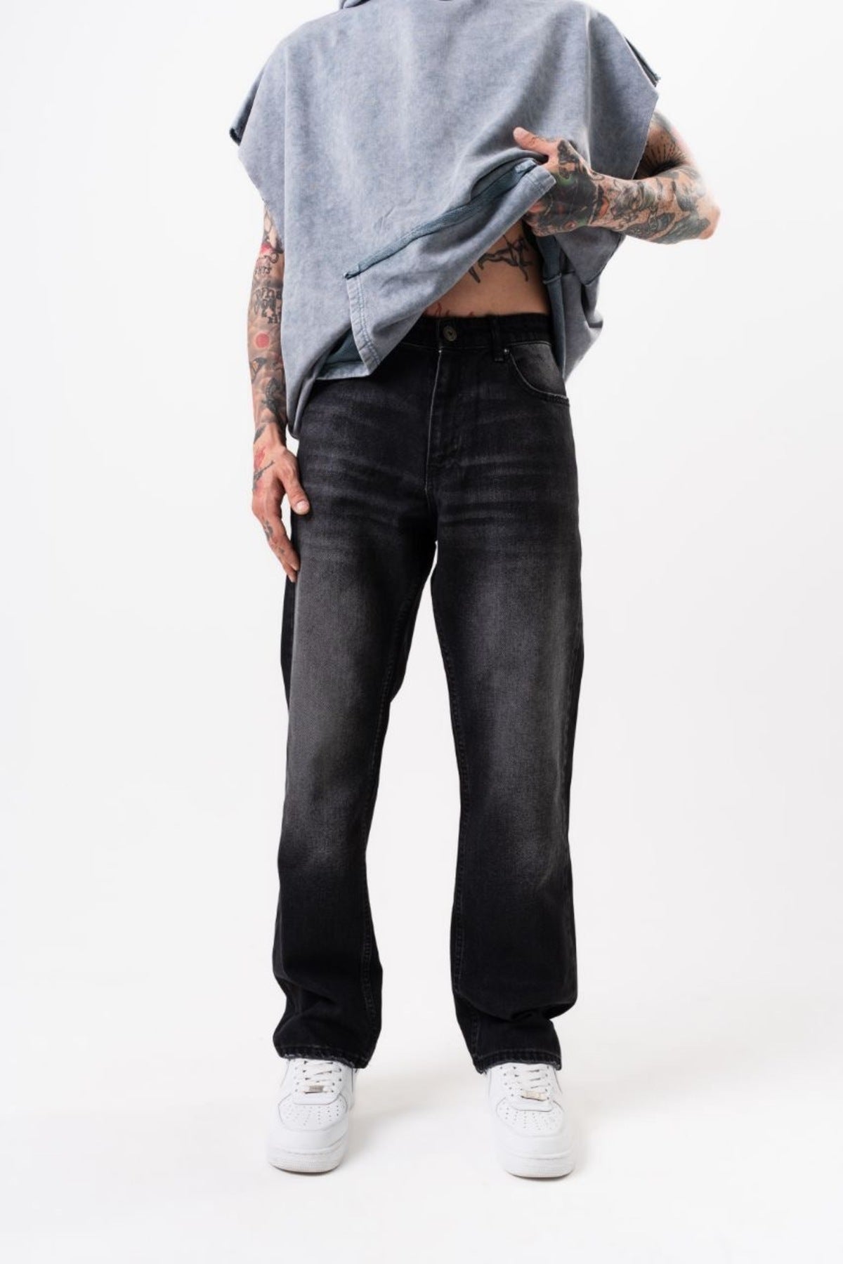 Taşlama Detay Bol Kalıp Jeans