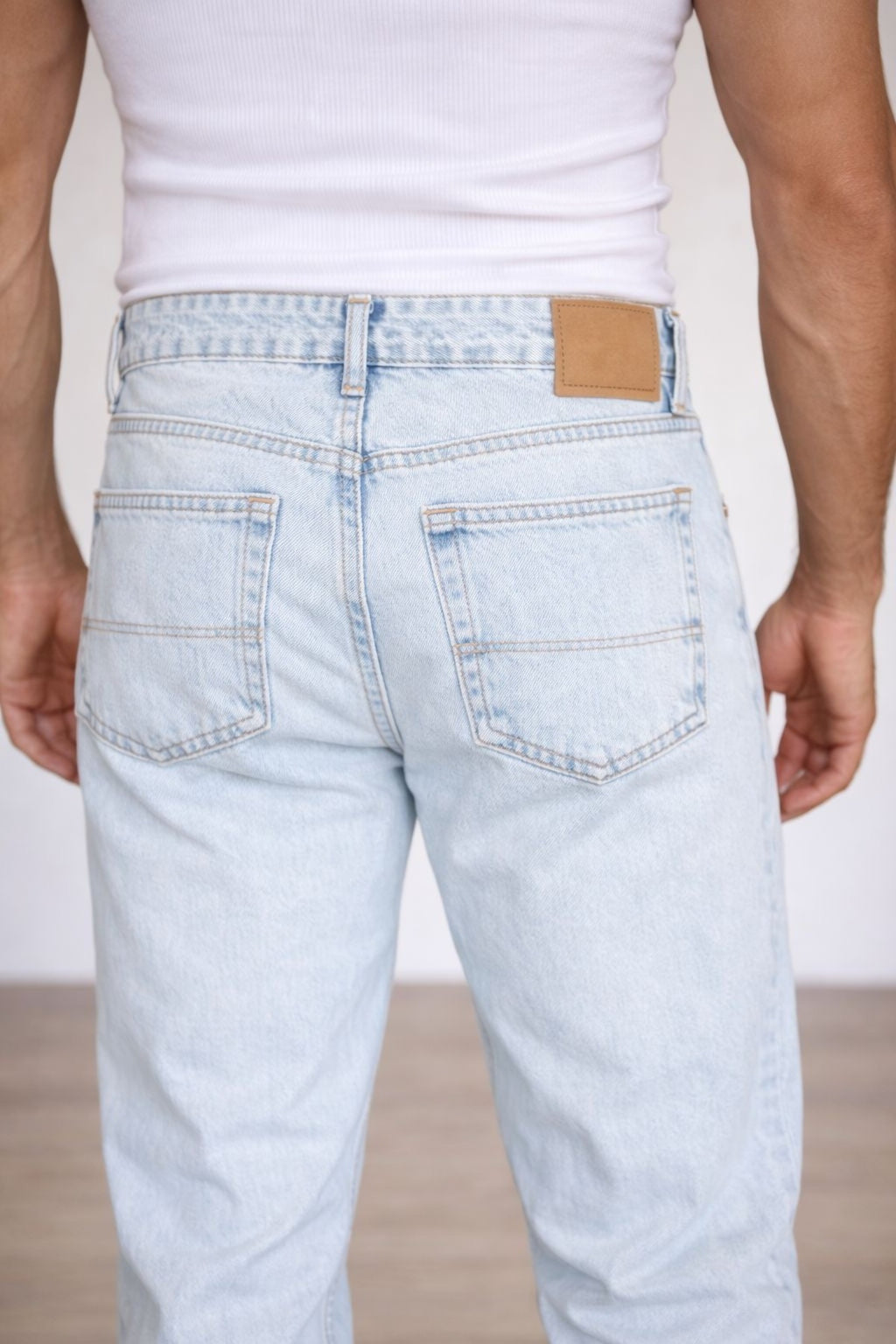 Erkek Rahat Kalıp Denim Pantolon Düz Kesim Günlük Şık Basic Modern Jean
