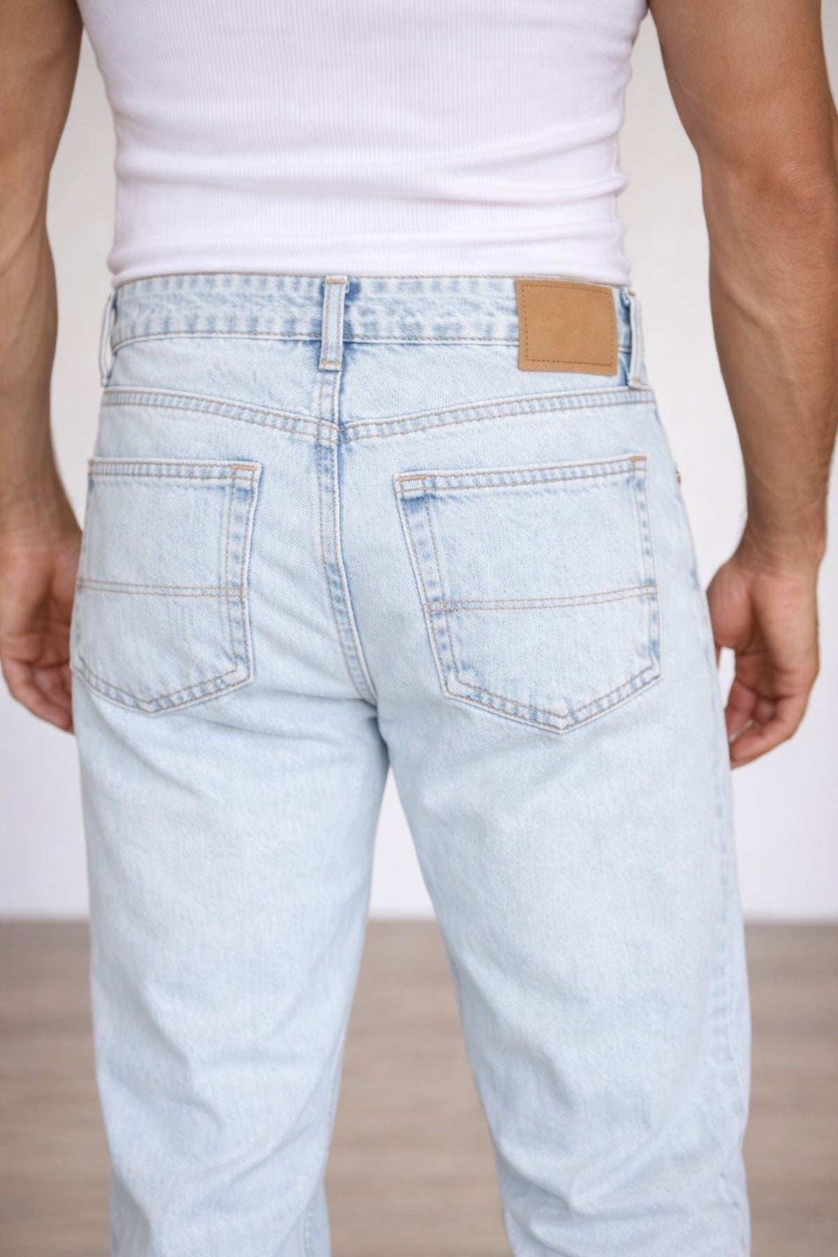 Erkek Rahat Kalıp Denim Pantolon Düz Kesim Günlük Şık Basic Modern Jean
