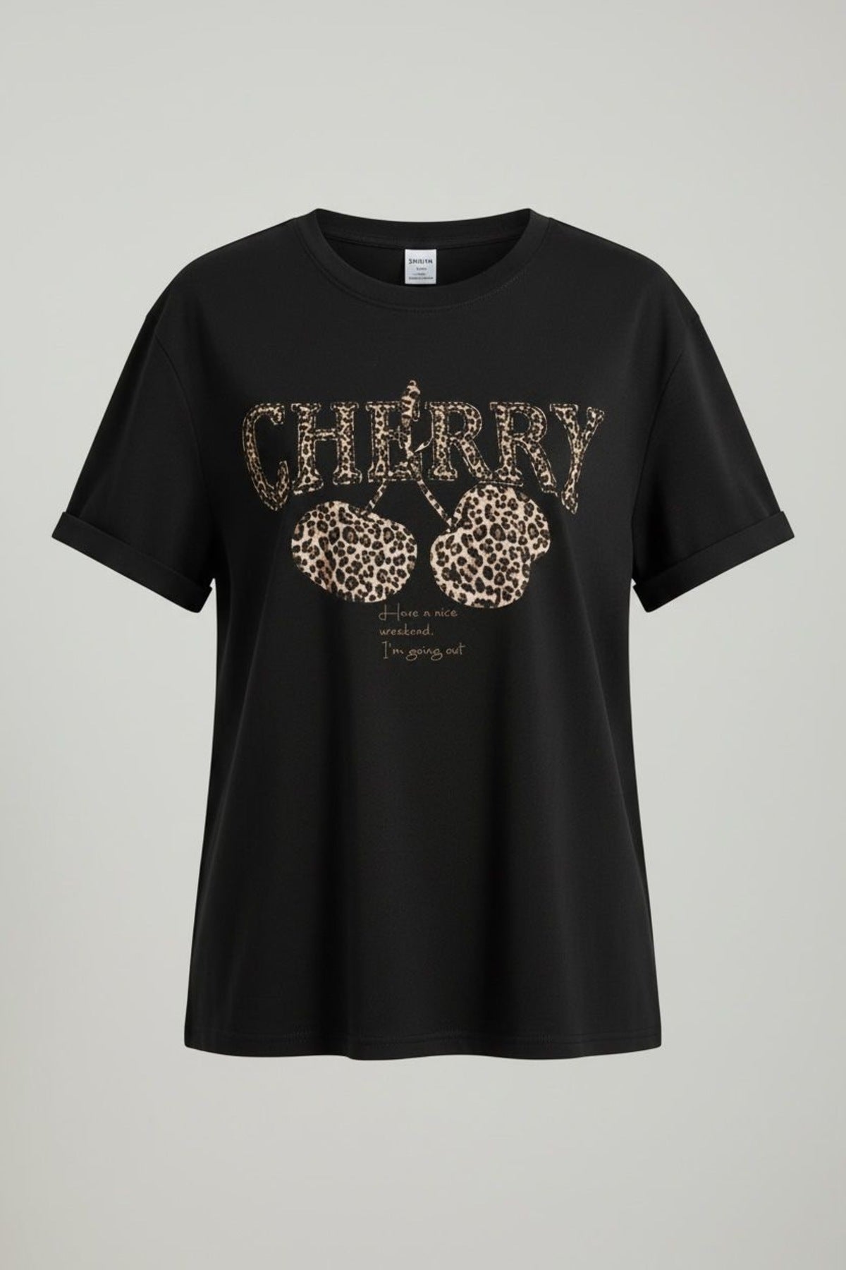 Kadın Siyah Cherry Baskılı Oversize Tişört Leopar Desenli Bisiklet Yaka Basic