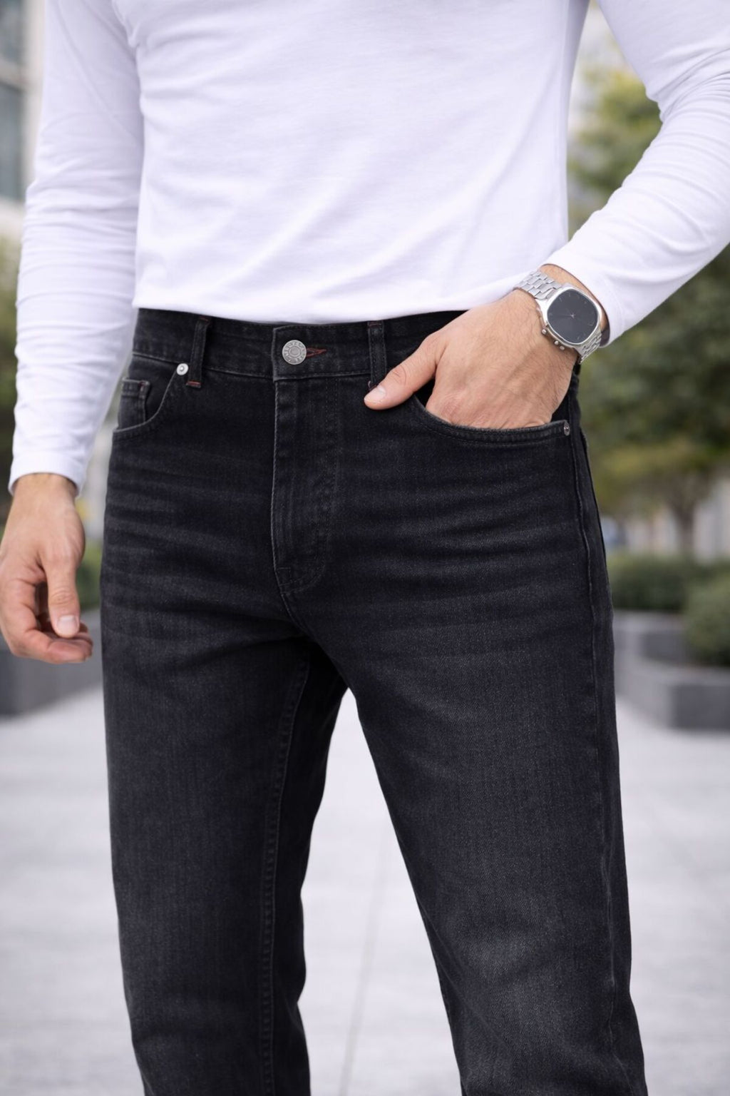 Erkek Taşlama Detay Siyah Straight Fit Düz Paça Kot Pantolon