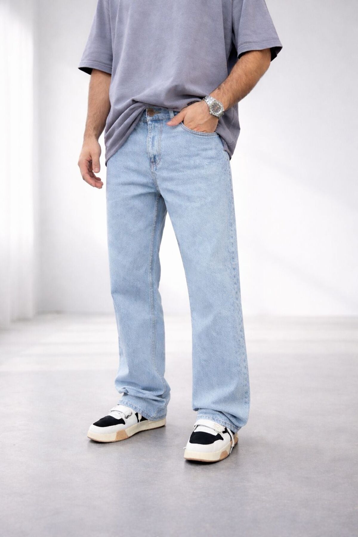 Erkek Açık Mavi Straight Fit Düz Paça Kot Pantolon