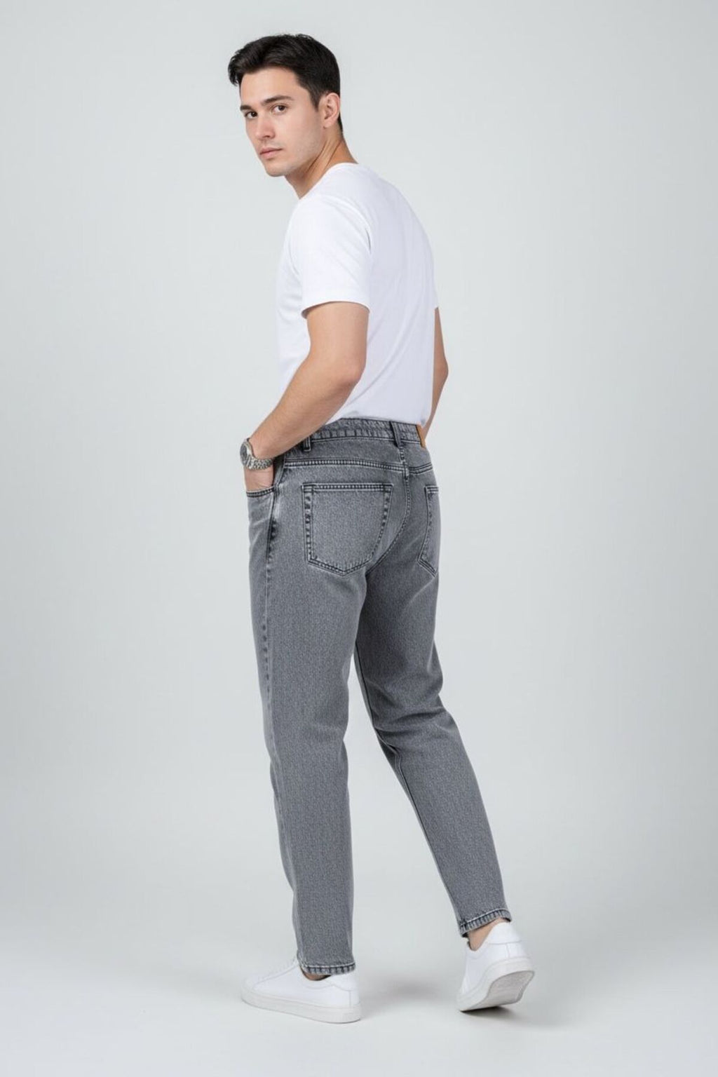 Erkek Gri Yıkamalı Kot Pantolon Modern Kesim Rahat Kalıp Günlük Şık Denim
