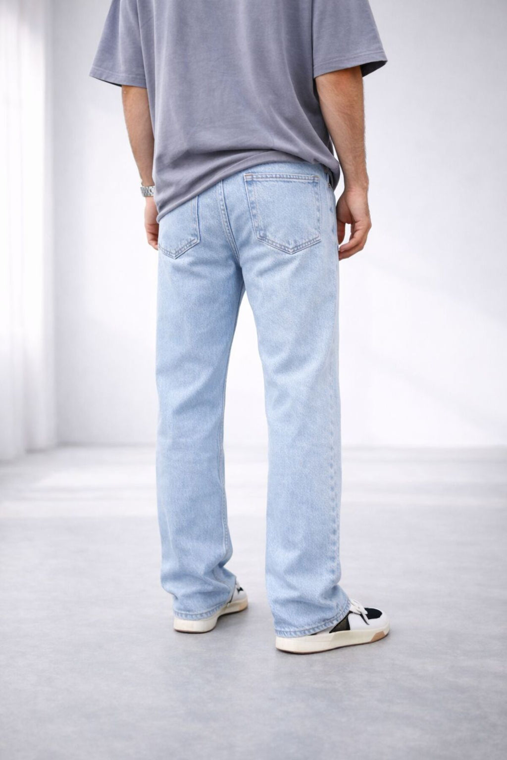 Erkek Açık Mavi Straight Fit Düz Paça Kot Pantolon